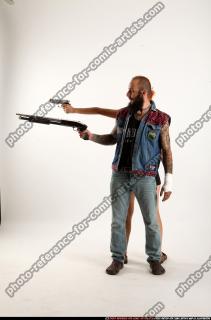 Edgar-pistol-shotgun-pose3