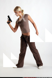 IVA PISTOL POSE2 00.jpg