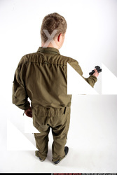 2009 01 JANISONE GIVING PISTOL 02.jpg