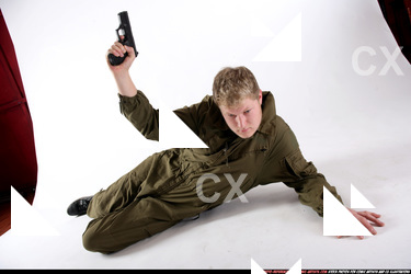 2009 03 JANISONE PICKING UP PISTOL15.jpg