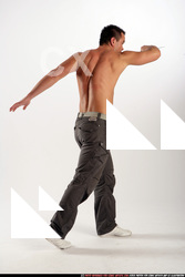 2009 05 JOHNNY FRONT ATTACK KNIFE 02.jpg