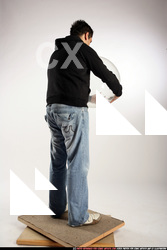 2009 08 JACOB WHITE HOLDING BALL 03 C.JPG