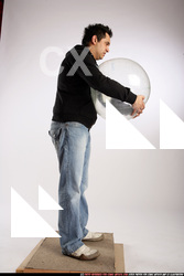 2009 08 JACOB WHITE HOLDING BALL 02 C.JPG