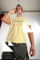 2009 09 JOHNNY STANDING CALLING 09.jpg