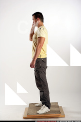 2009 09 JOHNNY STANDING CALLING 06.jpg