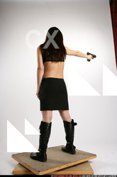 2009 10 JESSICA AIMING SHOOTING PISTOL 05 C.jpg