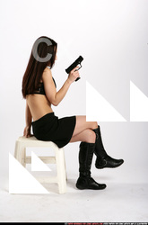 2009 11 JESSICA SITTING PISTOL 02.jpg
