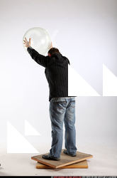 2010 02 DANIEL THROWING BALL2 03 B