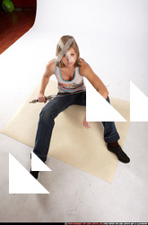 2010 04 KATYANA SITTING SWORD POSE 02.jpg