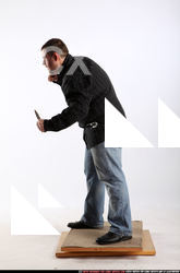 2010 07 DANIEL KNIFE FIST ATTACK 02 B