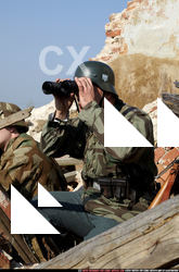 Adult Average White Neutral Kneeling poses Army Men