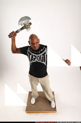 2010 12 GAEL CASAUS SMASHING AXE2 00 A