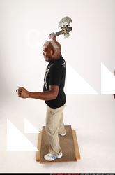 2010 12 GAEL CASAUS SMASHING AXE2 02 A