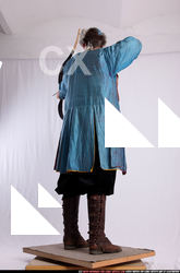 2010 12 MIANA HUNTER-SHOOTING-BOW1 05 C.JPG