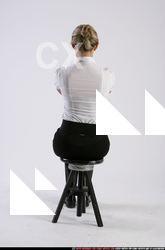 2011 01 BETHANY ROBERTS PLAYING XBOX 04