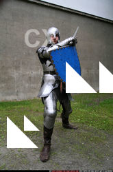 2011 01 Teon MIDDLEAGE KNIGHT2 SWORD SHIELD POSES 01