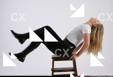 2011 02 BETHANY ROBERTS SEXY POSE1 04