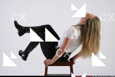 2011 02 BETHANY ROBERTS SEXY POSE1 05