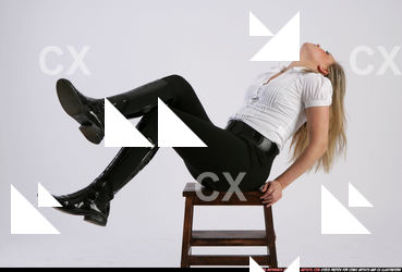 2011 02 BETHANY ROBERTS SEXY POSE1 03