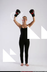 2011 02 BETHANY ROBERTS WINNING POSE 00