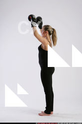 2011 02 BETHANY ROBERTS WINNING POSE 02