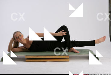 2011 03 MONICCA PILATES POSE3 00