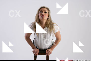 2011 04 BETHANY ROBERTS BEND POSE 06