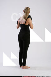 2011 04 BETHANY ROBERTS BOXING POSE 04