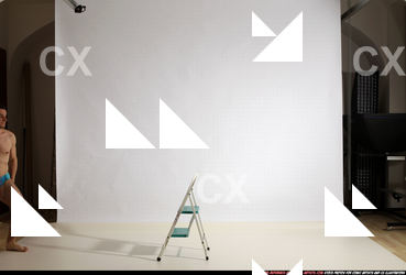 2011 07 LENNY SMAX JUMP OVER 00