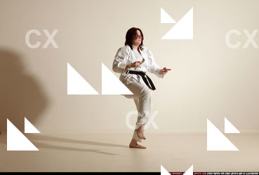 2011 09 MICHELLE SMAX KARATE POSE4 09