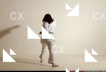 2011 09 MICHELLE SMAX KARATE POSE4 19