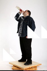 Man Adult Chubby White Daily activities Standing poses Casual