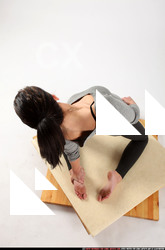 2014 04 PEGGY FITNESS POSE2 03 A