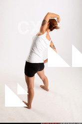 2014 11 AMY YOGA POSE3 03 A