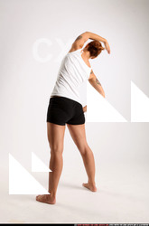 2014 11 AMY YOGA POSE3 03 C