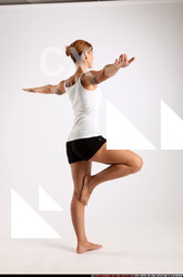 2015 03 AMY YOGA POSE5 05 C