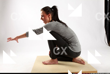 2015 08 PEGGY REACHING FOR 02