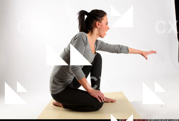 2015 08 PEGGY REACHING FOR 06