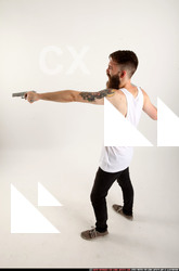 2015 11 OSCAR DUAL PISTOLS POSE2 02 A