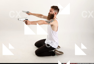 2015 12 OSCAR DUAL PISTOLS POSE3 02 A