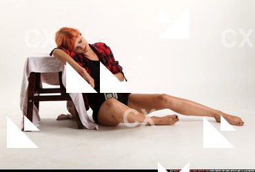 2016 01 AGATHA DRUNK POSE2 06 B