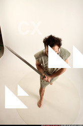 2016 04 WOLFF MEDIEVAL SWORD POSE2 00 A