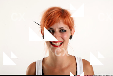 2016 06 AGATHA FE SMILE 02