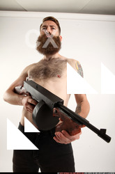 2016 08 OSCAR STANDING TOMMYGUN GUARDING 09