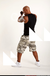 2016 08 MARCUS KATANA POSE3 02 B