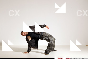 2016 08 SMAX STREETFIGHTER SHOULDERS HIT 206