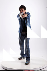 2016 10 ORVILLE STANDING AIMING PISTOL 00 B