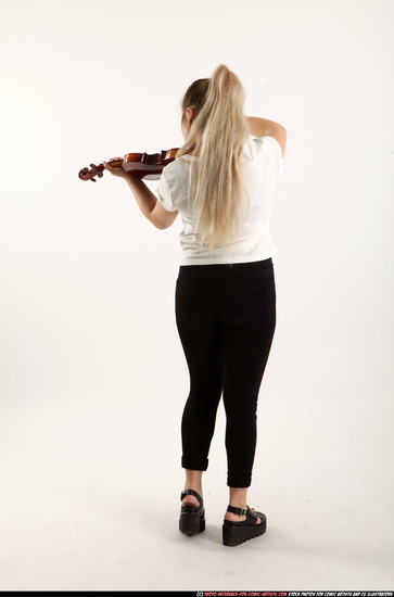 Woman Young Average Daily activities Standing poses Casual Asian