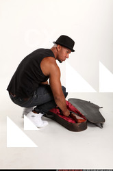 2017 03 RON TOMMYGUN CASE VARIOUS POSES 00