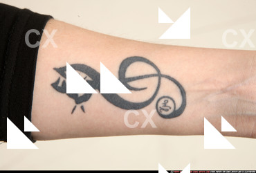 2017 07 CLAUDIA TATTOO 02